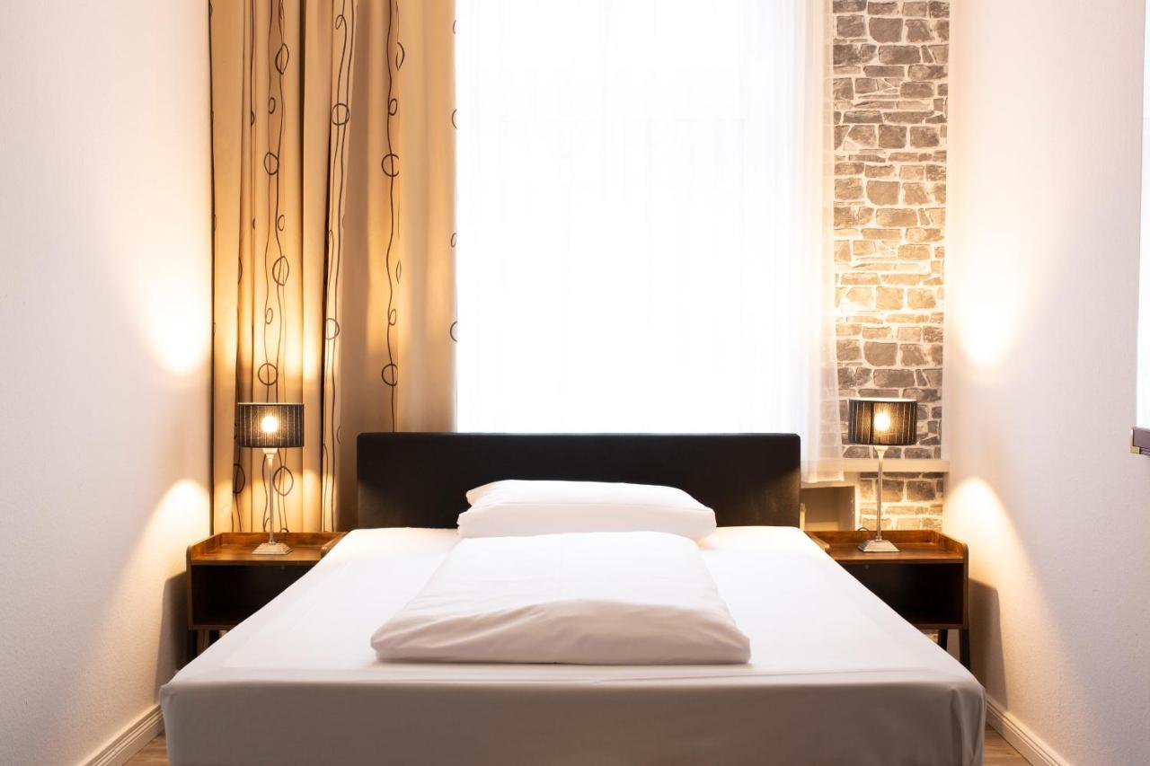 Hotel Berliner Hof レムシャイト エクステリア 写真