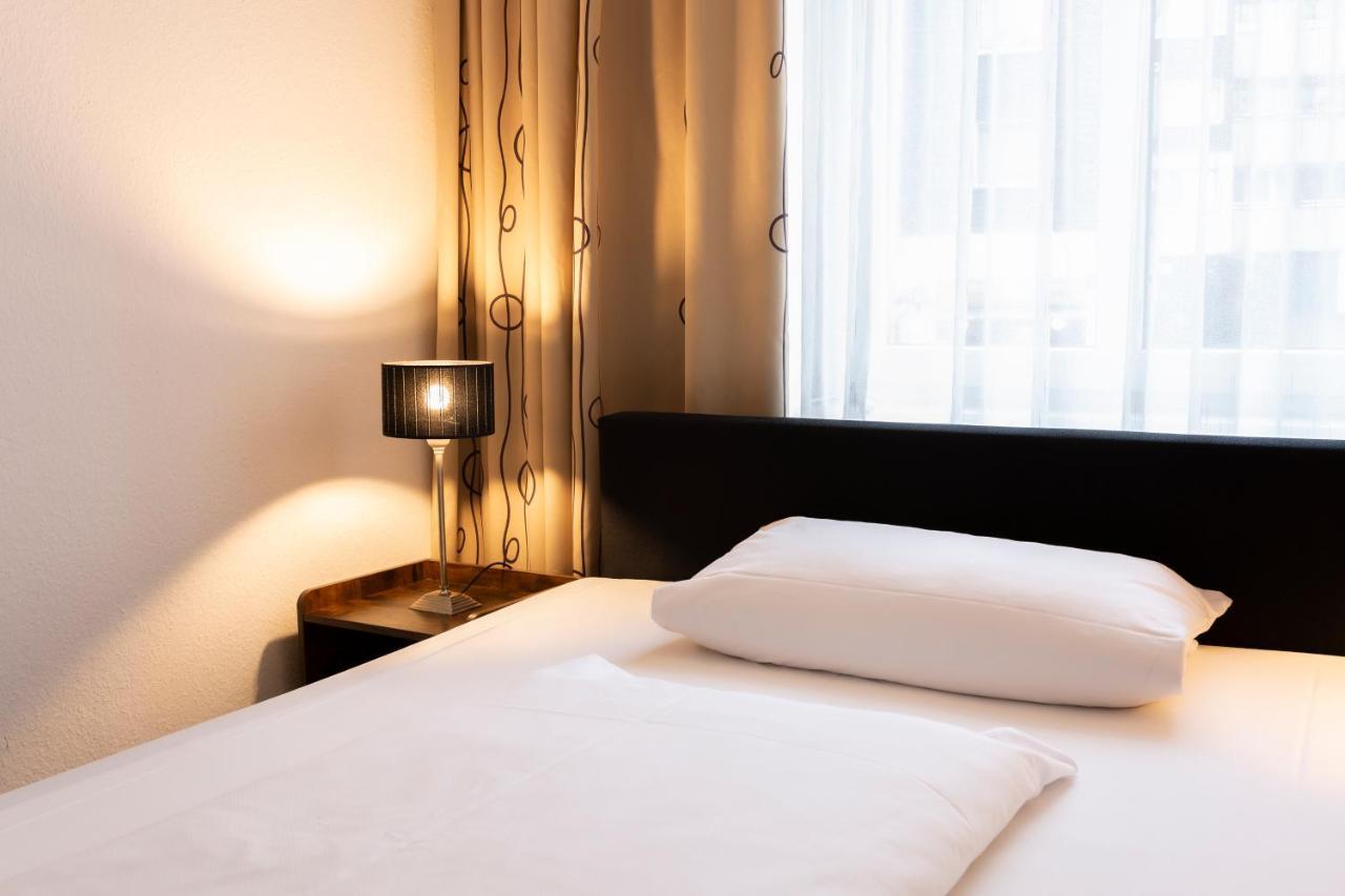 Hotel Berliner Hof レムシャイト エクステリア 写真
